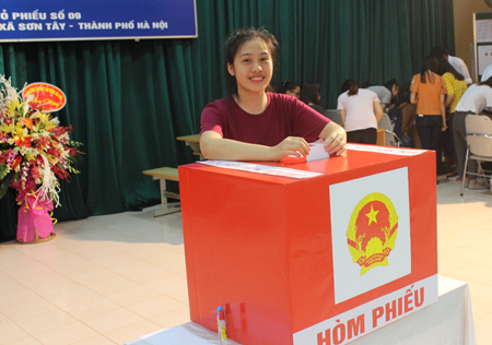 Sinh viên ulsasontay tham gia Bầu cử ĐBQH, HĐND các cấp (2016-2021)